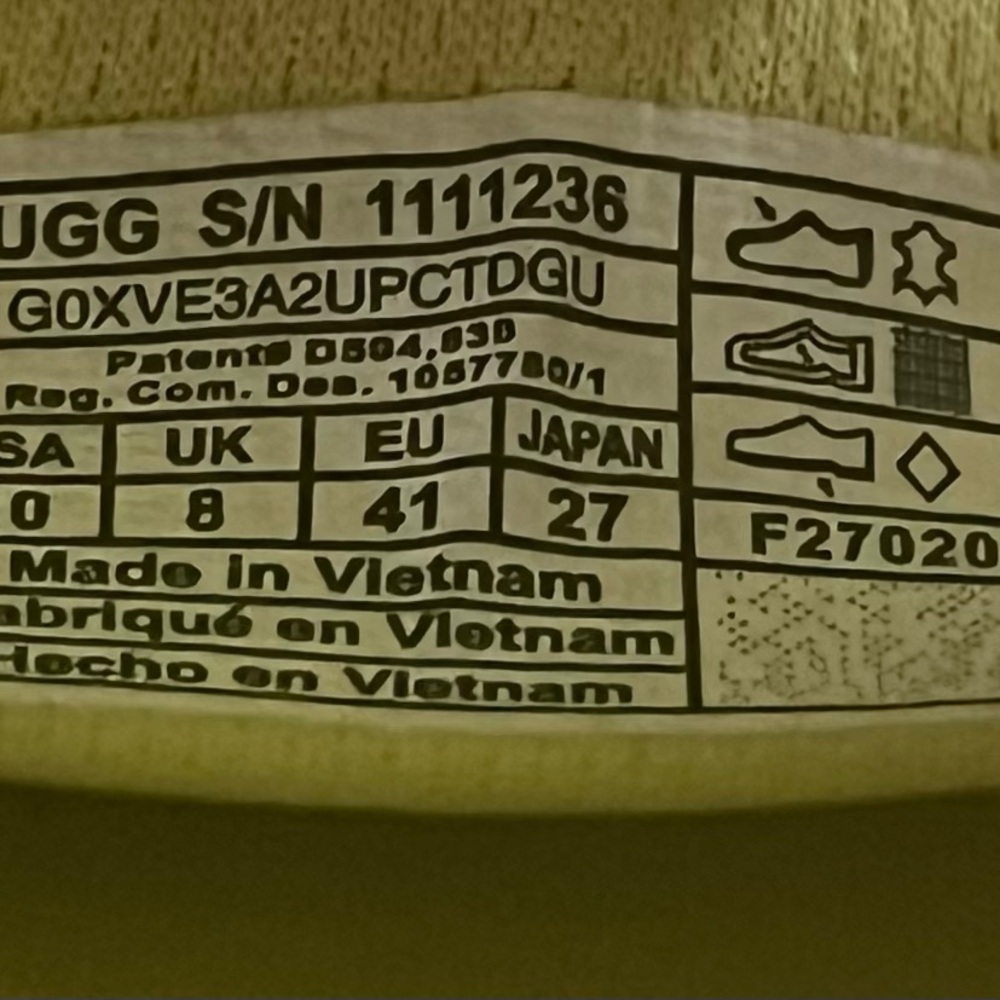 Ugg - image 6